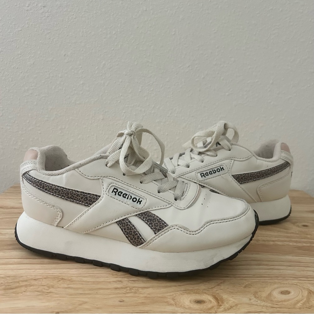 Reebok Kids White Sneakers with Leopard Print Accents | Size 3